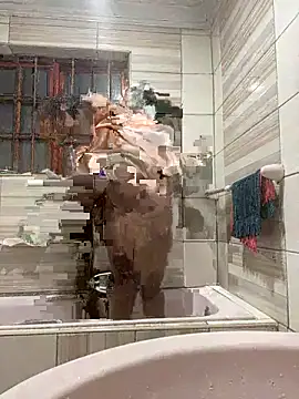 Snapshot of Missmoox24 chatting on 09/29/25, 08:58 Missmoox24 online show from 09/29/25, 08:58