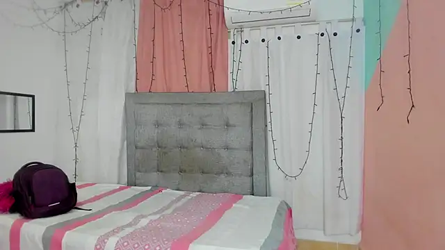 Snapshot of valentina_0_ chatting on 03/14/25, 03:26 valentina 0 online show from 03/14/25, 03:26