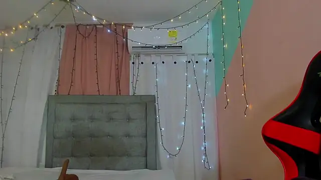 Snapshot of valentina_0_ chatting on 03/02/25, 02:08 valentina 0 online show from 03/02/25, 02:08
