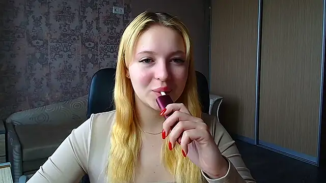 Milka kiss  online show from 05/20/26, 07:05