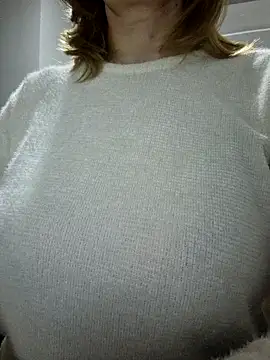 Snapshot of _tasechka_ chatting on 02/15/25, 05:07 tasechka online show from 02/15/25, 05:07