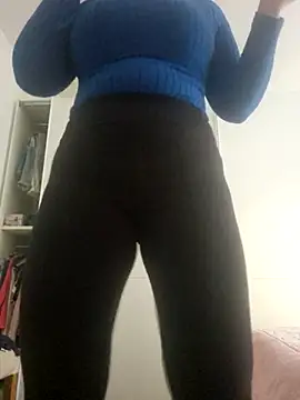 Snapshot of _tasechka_ chatting on 02/22/25, 10:51 tasechka online show from 02/22/25, 10:51