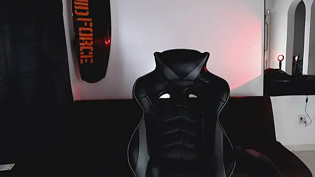 liz-beths online show from 10/27/25, 07:48