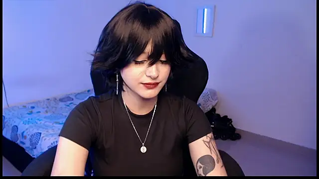 liz-beths online show from 05/30/26, 01:23