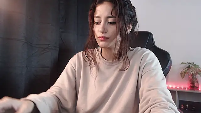 Snapshot of liz-beths chatting on 01/07/26, 03:11 liz-beths online show from 01/07/26, 03:11