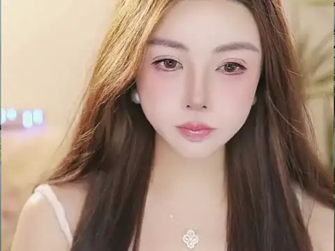 Qiaoqiao  online show from 05/21/26, 04:04