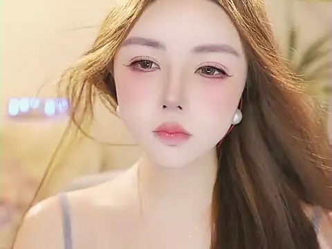 Snapshot of Qiaoqiao_ chatting on 06/24/26, 03:54 Qiaoqiao online show from 06/24/26, 03:54