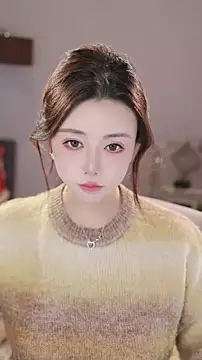 Qiaoqiao  online show from 12/19/25, 04:31