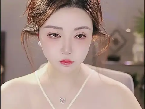 Qiaoqiao  online show from 01/31/26, 07:45