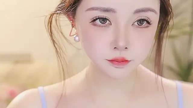 Qiaoqiao  online show from 03/12/26, 11:03