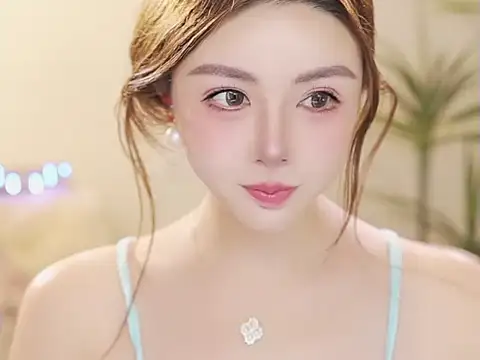 Qiaoqiao  online show from 05/15/26, 04:16