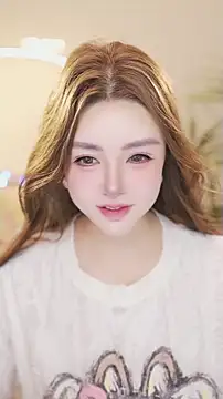 Qiaoqiao  online show from 06/17/26, 03:44