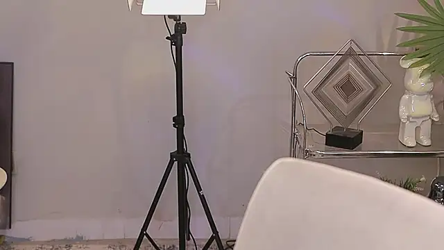 Qiaoqiao  online show from 01/16/26, 04:00