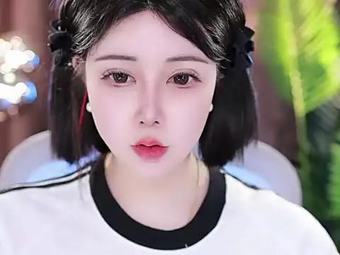 Qiaoqiao  online show from 03/22/25, 06:47