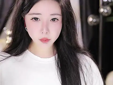 Qiaoqiao  online show from 10/02/25, 06:06