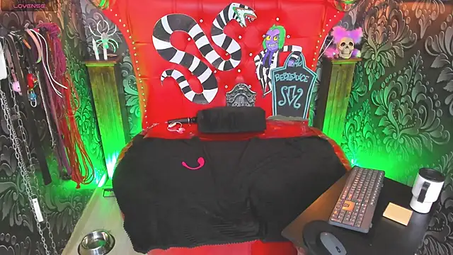 SubYunna1 online show from 10/23/25, 12:37