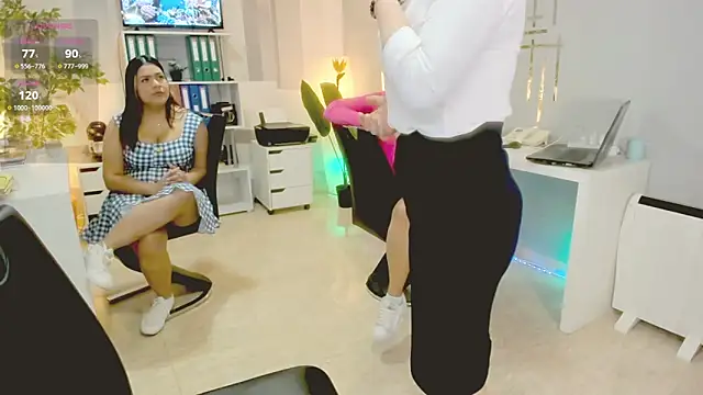 Butterflyblue dream online show from 11/21/25, 10:14