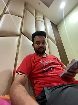 Snapshot of BengaliBabu_Rohan chatting on 12/25/24, 08:28 BengaliBabu Rohan online show from 12/25/24, 08:28