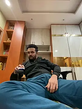 Snapshot of BengaliBabu_Rohan chatting on 01/02/25, 03:19 BengaliBabu Rohan online show from 01/02/25, 03:19