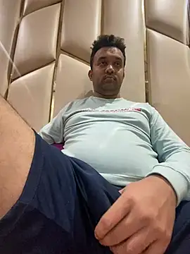 Snapshot of BengaliBabu_Rohan chatting on 01/30/25, 05:39 BengaliBabu Rohan online show from 01/30/25, 05:39