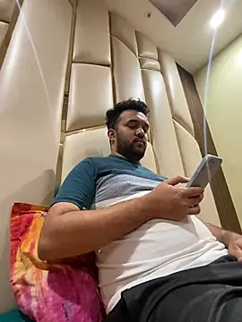 Snapshot of BengaliBabu_Rohan chatting on 12/24/24, 06:39 BengaliBabu Rohan online show from 12/24/24, 06:39