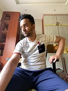 Snapshot of BengaliBabu_Rohan chatting on 02/25/25, 06:03 BengaliBabu Rohan online show from 02/25/25, 06:03