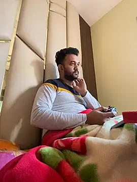 Snapshot of BengaliBabu_Rohan chatting on 12/21/24, 07:45 BengaliBabu Rohan online show from 12/21/24, 07:45