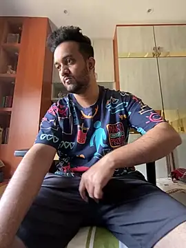 Snapshot of BengaliBabu_Rohan chatting on 03/05/25, 06:33 BengaliBabu Rohan online show from 03/05/25, 06:33