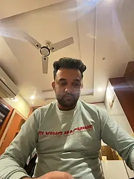 Snapshot of BengaliBabu_Rohan chatting on 12/07/24, 05:04 BengaliBabu Rohan online show from 12/07/24, 05:04