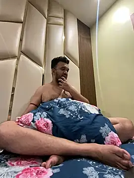 Snapshot of BengaliBabu_Rohan chatting on 03/06/25, 06:26 BengaliBabu Rohan online show from 03/06/25, 06:26