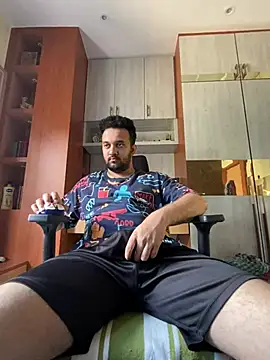 Snapshot of BengaliBabu_Rohan chatting on 03/10/25, 05:33 BengaliBabu Rohan online show from 03/10/25, 05:33