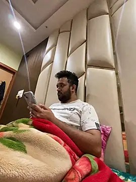 Snapshot of BengaliBabu_Rohan chatting on 01/01/25, 06:16 BengaliBabu Rohan online show from 01/01/25, 06:16