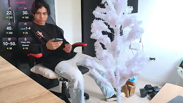 Snapshot of Haruto2001 chatting on 12/06/24, 06:22 Haruto2001 online show from 12/06/24, 06:22