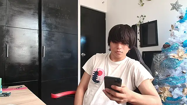Snapshot of Haruto2001 chatting on 01/04/25, 08:59 Haruto2001 online show from 01/04/25, 08:59