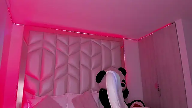 Snapshot of AlhanaRose chatting on 01/30/25, 05:52 AlhanaRose online show from 01/30/25, 05:52