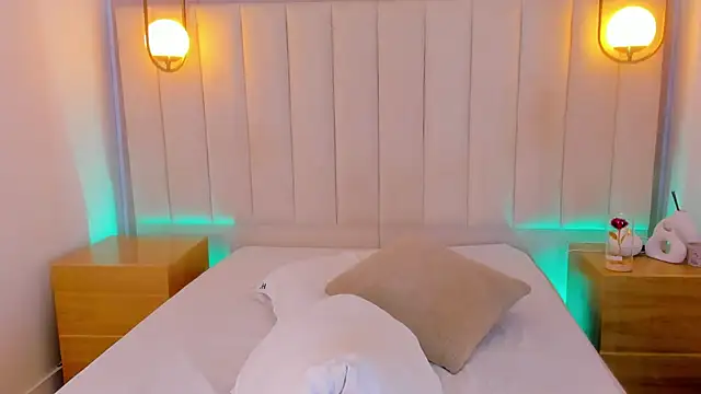 kosmic Angel online show from 02/03/26, 01:49