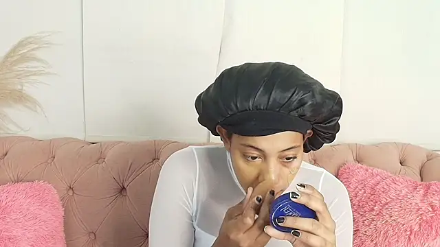 flavia cruz online show from 04/30/26, 12:23
