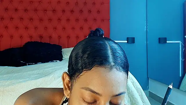 flavia cruz online show from 01/18/26, 07:17