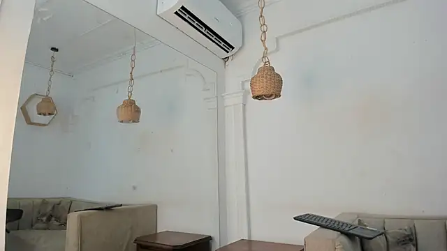 flavia cruz online show from 11/13/25, 06:23