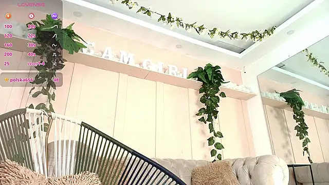 flavia cruz online show from 10/09/25, 07:36