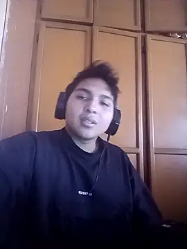 LoganFinds online show from 12/04/25, 02:16