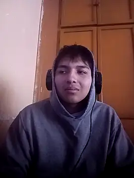 LoganFinds online show from 11/23/25, 01:54