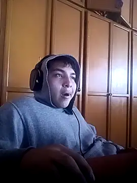 LoganFinds online show from 10/01/25, 02:21