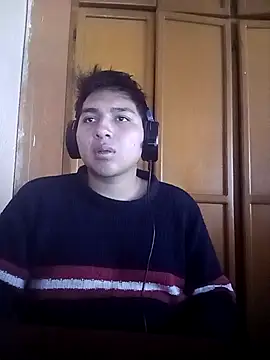 LoganFinds online show from 12/01/25, 01:45