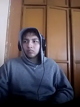 LoganFinds online show from 11/26/25, 02:06