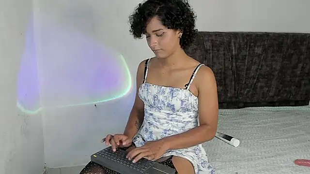 baby kaliope online show from 12/04/24, 01:25