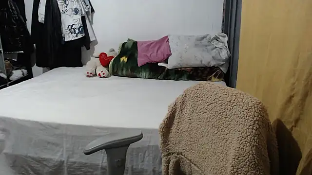 rainhavenus2024 online show from 09/22/25, 03:40