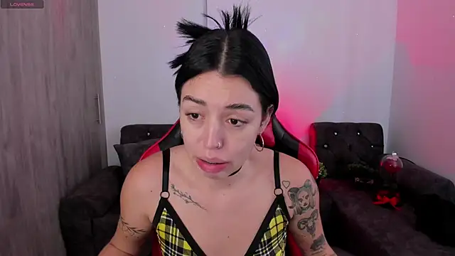 zoee jackson online show from 03/16/26, 08:33