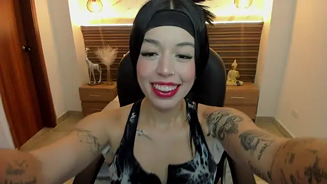 zoee jackson online show from 06/24/26, 06:50