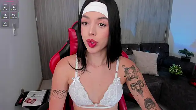 zoee jackson online show from 02/19/26, 05:21